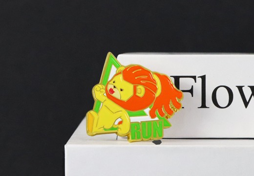 卡通小狮子金属徽章定制