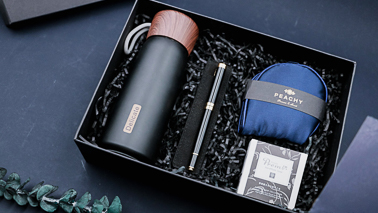 拜访客户时个性礼品定制有什么作用？