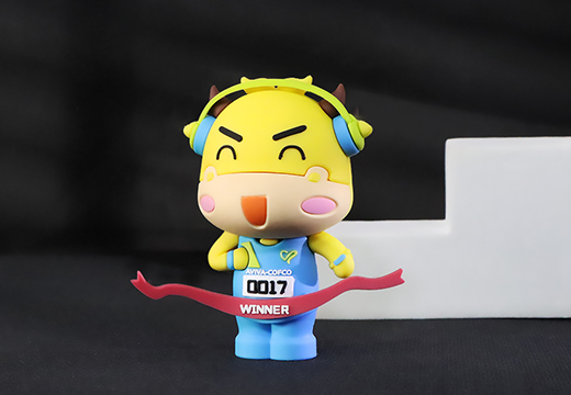 牛气冲天PVC软胶摆件定制