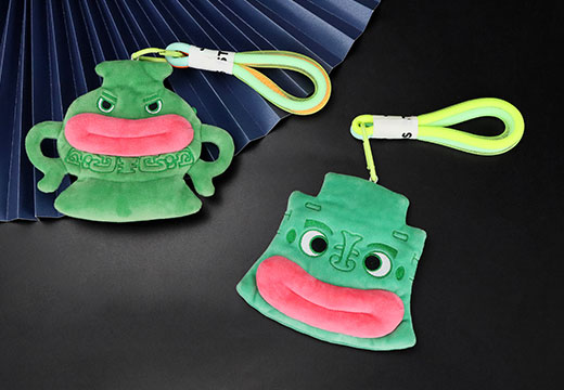 旅游纪念品毛绒耳机包挂件定制