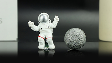 树脂工艺品有哪些特点？